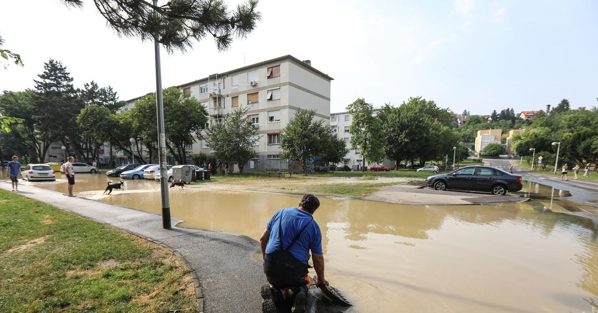 Poplava U Novom Zagrebu Zbog Puknu A Cijevi Vi E Kvartova Bez Vode