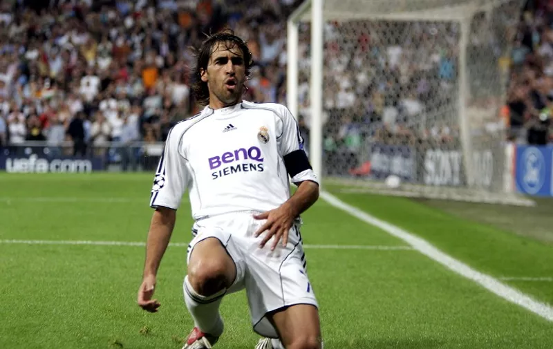 Real Madrid's Raul Gonzales celebrates after scoring his second goal and Real's fourth against Dynamo Kiev during a Group E Champions League football match at the Santiago Bernabeu stadium in Madrid, 26 September 2006 
 AFP PHOTO/BRU GARCIA