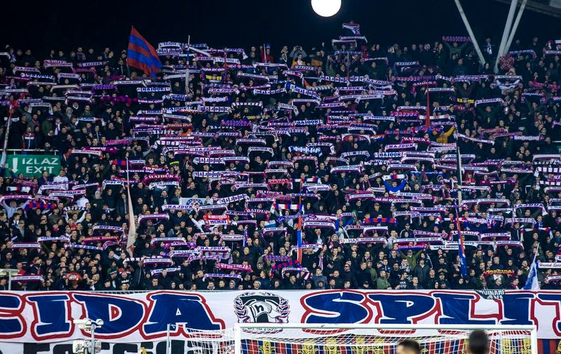 19.12.2021., stadion Poljud, Split - Hrvatski Telekom Prva liga, 20. kolo, HNK Hajduk - NK Osijek. Navijaci Hajduka Photo: Miroslav Lelas/PIXSELL