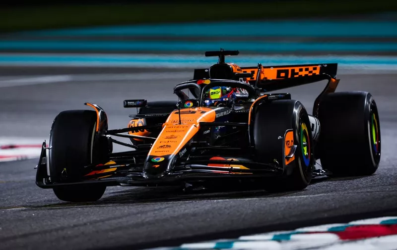 81 PIASTRI Oscar (aus), McLaren F1 Team MCL38, action during the Formula 1 Etihad Airways Abu Dhabi Grand Prix 2024, 24th round of the 2024 Formula One World Championship from December 6 to 8, 2024 on the Yas Marina Circuit, in Abu Dhabi, United Arab Emirates - Photo Antonin Vincent / DPPI (Photo by ANTONIN VINCENT / Antonin Vincent / DPPI via AFP)