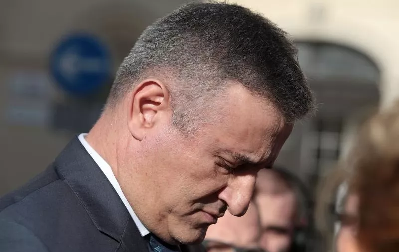04.02.2016., Zagreb - Tomislav Karamarko dao je ispred Banskih dvora izjavu za medije.
Photo: Patrik Macek/PIXSELL