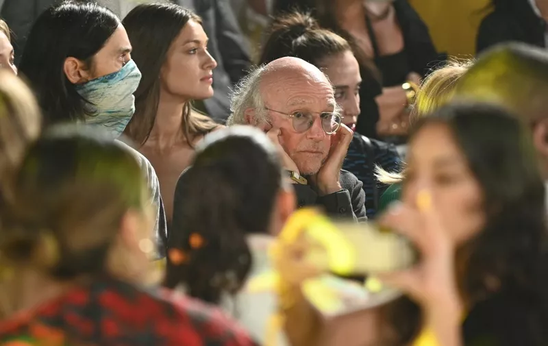 NEW YORK, NEW YORK - SEPTEMBER 12: Larry David attends Staud - Front Row &amp; Backstage - September 2021 - New York Fashion Week: The Shows at Terrace at Spring Studios on September 12, 2021 in New York City.   Jenny Anderson/Getty Images/AFP (Photo by Jenny Anderson / GETTY IMAGES NORTH AMERICA / Getty Images via AFP)