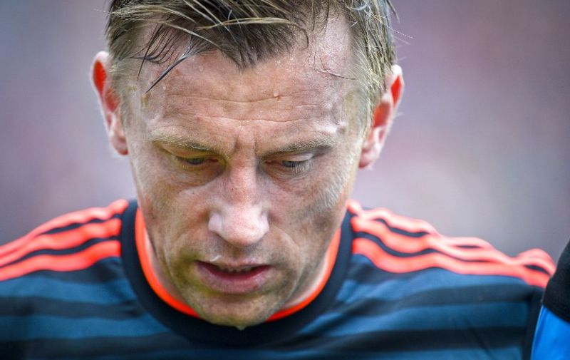 Hamburg&#8217;s Croatian forward Ivica Olic reacts during the German first division Bundesliga football match Bayer 04 Leverkusen vs Hamburg SV in Leverkusen, western Germany, on April 4, 2015. AFP PHOTO / RESTRICTIONS &#8211; DFL RULES TO LIMIT THE ONLINE USAGE DURING MATCH TIME TO 15 PICTURES PER MATCH. IMAGE SEQUENCES TO SIMULATE VIDEO IS NOT [&hellip;]