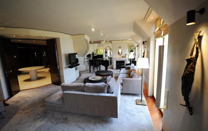 A picture taken on May 12, 2011 shows a duplex room of the luxury hotel Park Hyatt Paris-Vendome in Paris. The Park Hyatt became on May 5, 2011 one of the eight deluxe French hotels crowned with the rare distinction of "Palace" status, a new industry classification for luxury that goes beyond a mere five stars. French tourism authorities said the rank recognises "French-style excellence" to boost the profile of the most chic hotels.  AFP PHOTO / FRANCK FIFE (Photo by Franck FIFE / AFP)