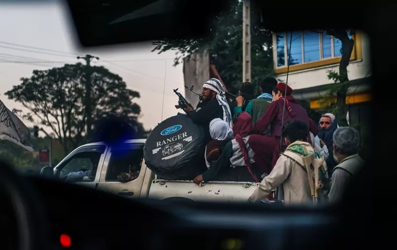 Taliban patrolling Kabul, Afghanistan, Monday, Aug. 16, 2021. (MARCUS YAM / LOS ANGELES TIMES)
THE FALL OF KABUL, AS TALIBAN ADVANCES, Kabul, Kabul Province, Afghanistan - 16 Aug 2021,Image: 627535195, License: Rights-managed, Restrictions: , Model Release: no, Credit line: Profimedia