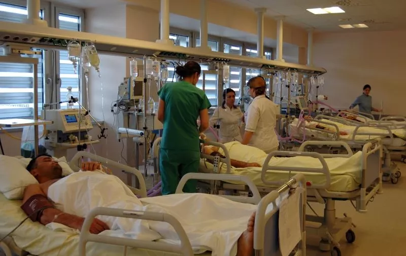 29.01.2010., Mostar, BiH - Intenzivna skrb Sveucilisne klinicke bolnice Mostar. 
Photo: Braco Selimovic/VLM