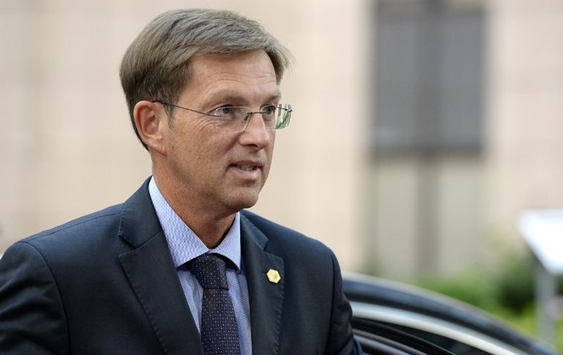 Slovenia's Prime minister Miro Cerar arrives to attend an European Union (EU) emergency summit on the migration crisis with a focus on strengthening external borders, at the EU Headquarters in Brussels, on September 23, 2015, a day after interior ministers agreed a deal on refugee relocation quotas.  AFP PHOTO / THIERRY CHARLIER
