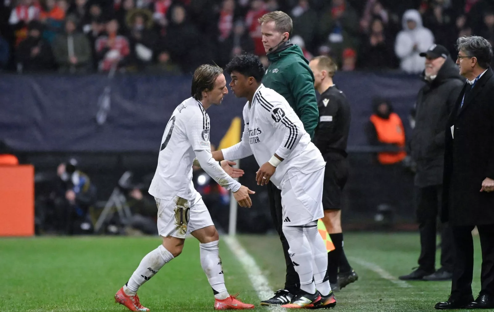 Mladi Realov napadač navodno se želi pridružiti Modriću u Milanu, Mourinho je dosad pokazao da ne računa na njega