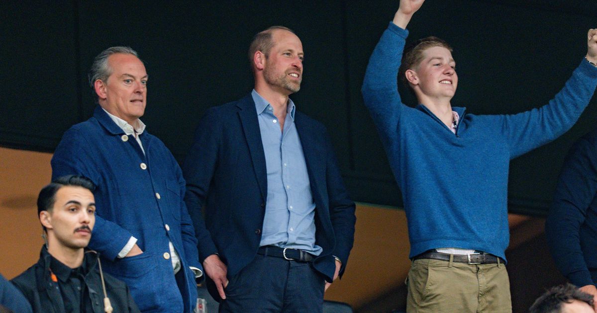 Prințul William, fan înfocat al echipei Aston Villa, a sărbătorit cu entuziasm trofeul european