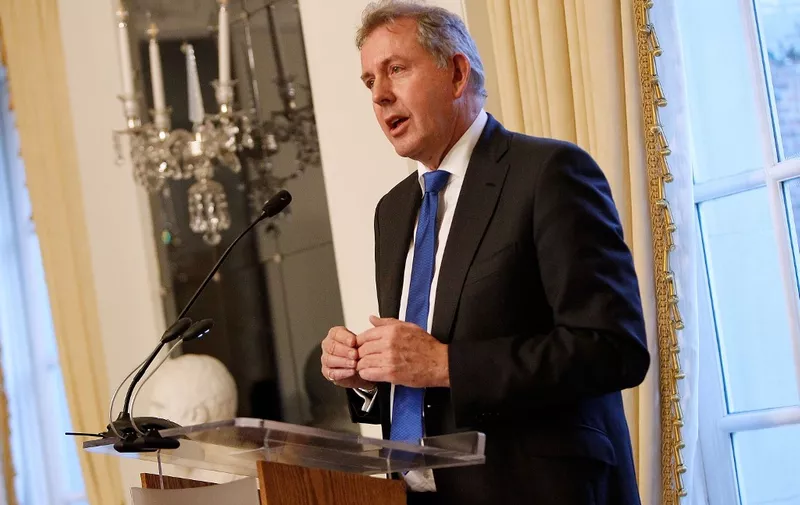 (FILES) In this file photo taken on January 18, 2017 British Ambassador Kim Darroch speaks at an Afternoon Tea hosted by the British Embassy to mark the U.S. Presidential Inauguration at The British Embassy in Washington, DC. - US President Donald Trump hit back on Sunday July 7 and the UK launched an inquiry after leaked memos revealed Britain's ambassador in the US had described the president and his White House as "inept" and "uniquely dysfunctional". (Photo by Paul Morigi / GETTY IMAGES NORTH AMERICA / AFP)