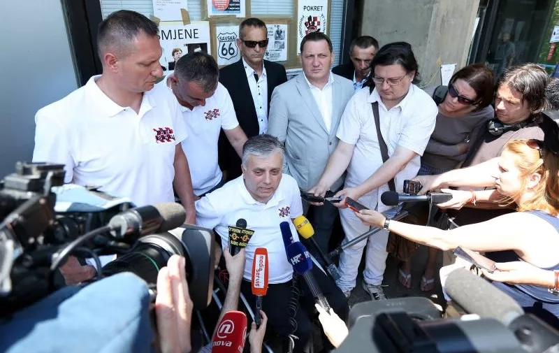 08.06.2015., Zagreb - Djuro Glogoski dao izjavu za medije nakon drugog sastanka s predstavnicima Vlade.
Photo: Anto Magzan/PIXSELL
