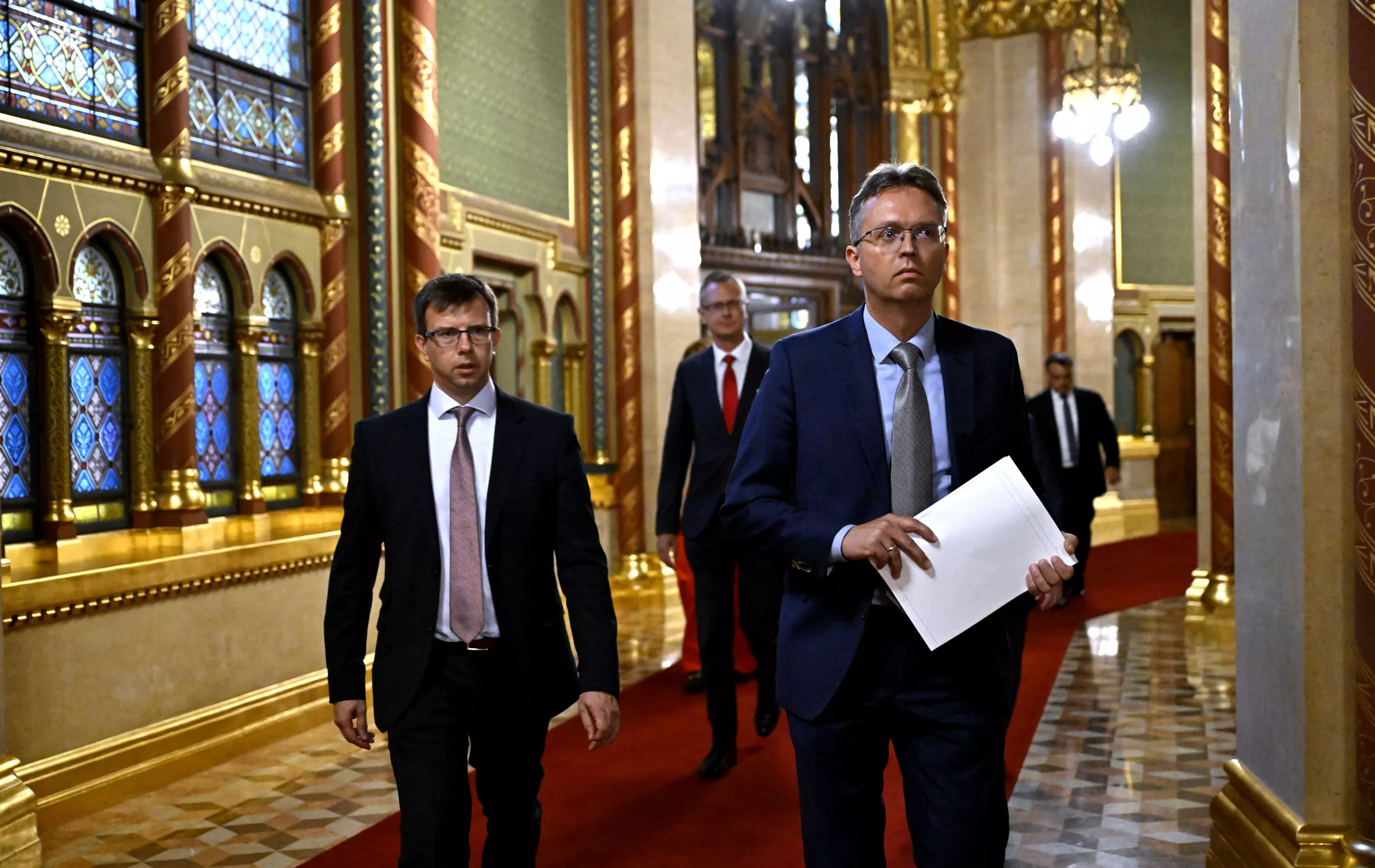 Zahuktao se obračun s Orbanovom elitom. Uhićena dvojica njegovih ministara, terete ih za goleme malverzacije