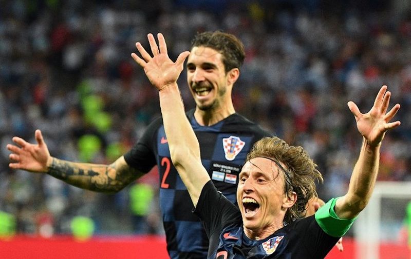 Croatia's midfielder Luka Modric celebrates after scoring their second goal during the Russia 2018 World Cup Group D football match between Argentina and Croatia at the Nizhny Novgorod Stadium in Nizhny Novgorod on June 21, 2018. / AFP PHOTO / Johannes EISELE / RESTRICTED TO EDITORIAL USE - NO MOBILE PUSH ALERTS/DOWNLOADS