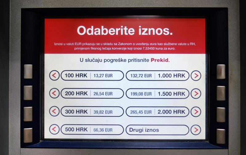 29.07.2021., Zagreb - Zapocelo je dvojno prikazivanje valuta na bankomatima u EUR i KN.  Photo: Tomislav Miletic/PIXSELL