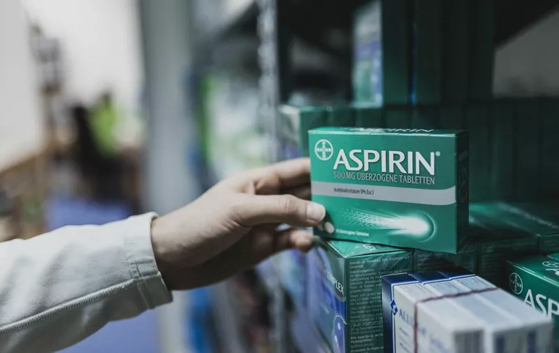 Aspirin complex, withtel versus cold and flu infections, recorded in a pharmacy in Niesky, April 13, 2023. (Photo by Florian Gaertner / Photothek / dpa Picture-Alliance via AFP)