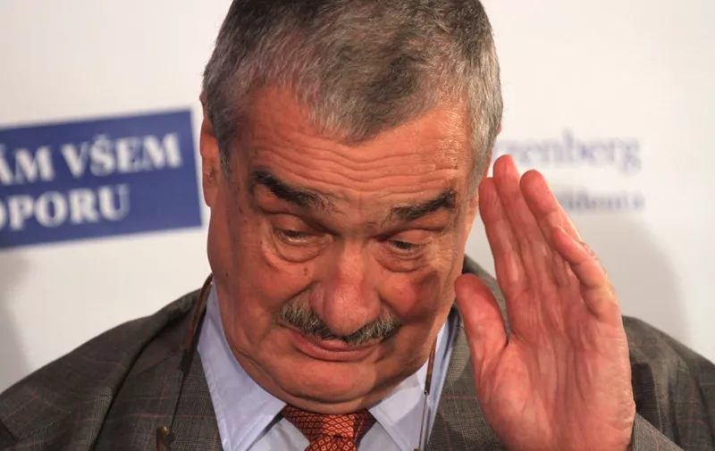 (FILES) Czech Foreign Minister and defeated presidential candidate Karel Schwarzenberg reacts on January 26, 2013 in Prague, after the result of the second round of the Presidential elections has been announced. Karel Schwarzenberg, a former Czech foreign minister and aide to late president Vaclav Havel, has died aged 85, his party said on its website on November 12, 2023. (Photo by RADEK MICA / AFP)