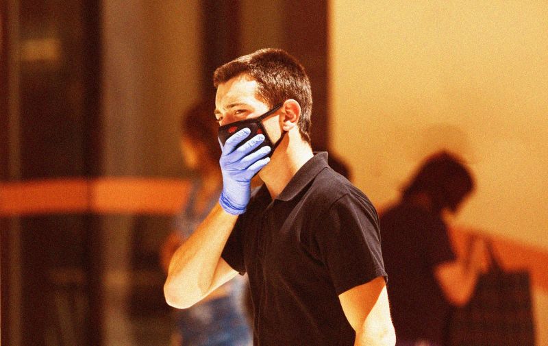 13.07.2020., Zadar - Od danas su maske obavezne u zatvorenim prostorijama, u Zadru ih nose i po ulicama. Photo: Marko Dimic/PIXSELL