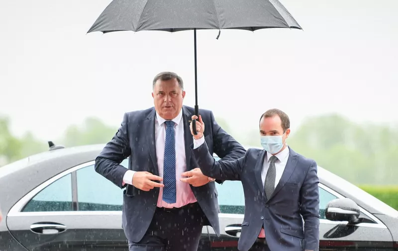 Milorad Dodik, Serbian member of the presidency of Bosnia and Hercegovina arrives prior to the start of the Brdo-Brijuni Process meeting in Brdo pri Kranju on May 17, 2021. - The meeting is designed to reaffirm committent to EU enlargement. (Photo by Jure Makovec / AFP)