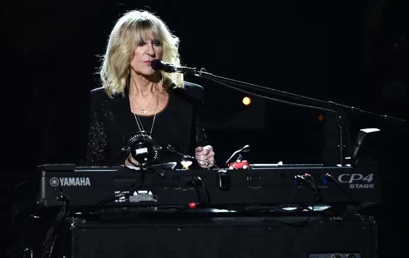 NEW YORK, NY - JANUARY 26: Honoree Christine McVie of music group Fleetwood Mac performs onstage during MusiCares Person of the Year honoring Fleetwood Mac at Radio City Music Hall on January 26, 2018 in New York City.   Steven Ferdman/Getty Images/AFP (Photo by Steven Ferdman / GETTY IMAGES NORTH AMERICA / Getty Images via AFP)