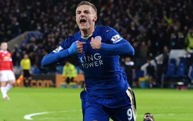 Leicester City's English striker Jamie Vardy celebrates after scoring during the English Premier League football match between Leicester City and Manchester United at the King Power Stadium in Leicester, central England on November 28, 2015.  AFP PHOTO / OLI SCARFF

RESTRICTED TO EDITORIAL USE. No use with unauthorized audio, video, data, fixture lists, club/league logos or 'live' services. Online in-match use limited to 75 images, no video emulation. No use in betting, games or single club/league/player publications. / AFP / OLI SCARFF