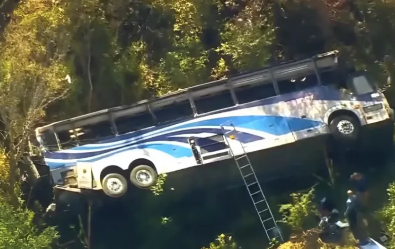 Prevrnuo se srednjoškolski autobus u SAD