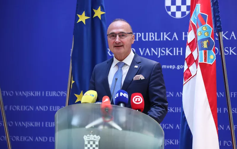 21.11.2023., Zagreb - Ministar vanjskih i europskih poslova Gordan Grlic Radman dao je izjavu za medije. Photo: Matija Habljak/PIXSELL