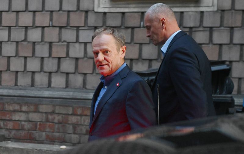 RECORD DATE NOT STATED 19.10.2023 WARSZAWA ZARZAD KRAJOWY PO CZLONKOWIE ZARZADU PO KO MIANOWALI DONALDA TUSKA NA KANDYDATA NA URZAD PREMIERA N/Z DONALD TUSK FOT / NEWSPIX.PL 19/10/2023 WARSAW, Poland. PO NATIONAL BOARD - CITIZEN S PLATFORM. MEMBERS OF THE PO KO BOARD APPOINTED DONALD TUSK AS CANDIDATE FOR PRIME MINISTER OF POLAND --- Newspix.pl DB191023_003,Image: 815004501, License: Rights-managed, Restrictions: imago is entitled to issue a simple usage license at the time of provision. Personality and trademark rights as well as copyright laws regarding art-works shown must be observed. Commercial use at your own risk.;PUBLICATIONxNOTxINxPOL, Credit images as "Profimedia/ IMAGO", Model Release: no