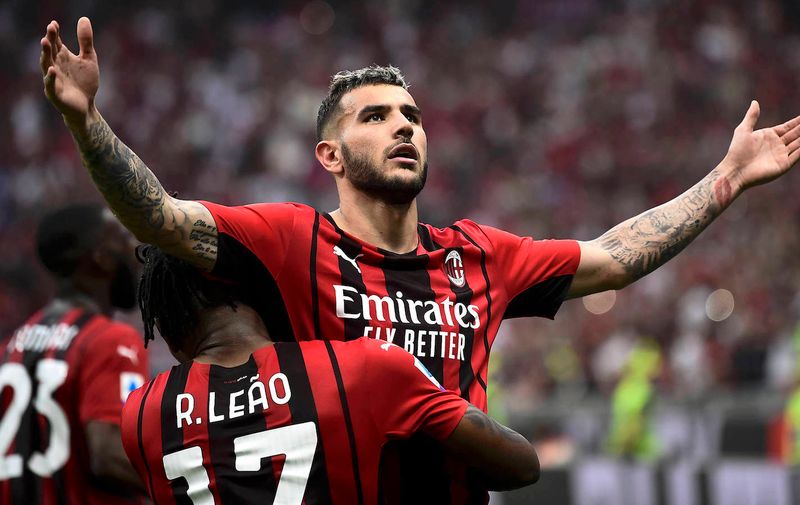 AC Milan v Atalanta BC - Serie A Theo Hernandez of AC Milan celebrates with Rafael Leao of AC Milan after scoring a goal during the Serie A football match between AC Milan and Atalanta BC. Milan Italy Copyright: xNicolxCampox
