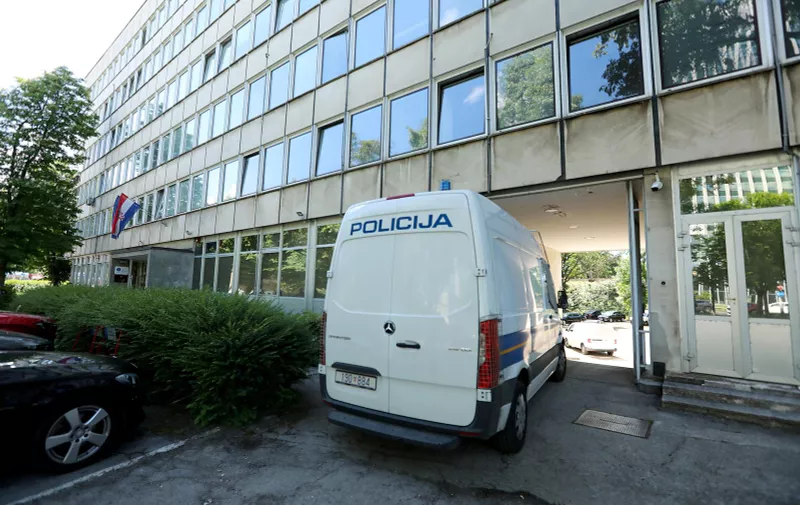 02.05.2024., Zagreb - Dovodjenje uhicenih na ispitivanje u Ured Europskog javnog tuzitelja zbog sumnje na korupciju u aferi Geodezija. Photo: Robert Anic/PIXSELL