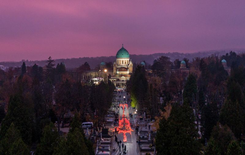 01.11.2020.,  Zagreb - Fotografija iz zraka groblja Mirogoj na blagdan Svih svetih. Photo: Igor Kralj/PIXSELL
