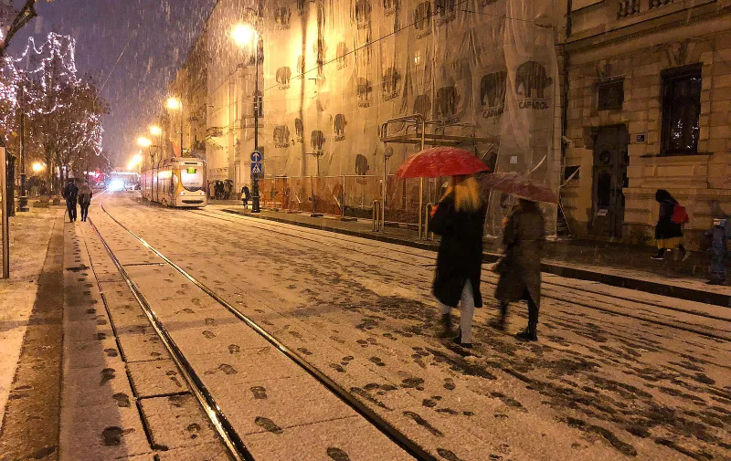 11.12.2022., Zagreb,  Poceo je padati prvi ovgodisnji snijeg u Zagrebu. Photo: Luka Stanzl/PIXSELL