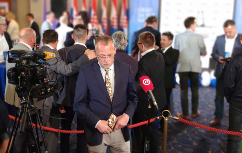 Zlatko Hasanbegović ne djeluje sretno