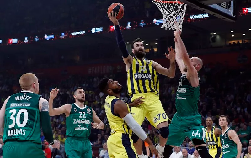 Luigi Datome (L) of Fenerbahce Dogus and Antanas Kavaliauskas #44 of Zalgiris Kaunas during the Turkish Airlines Euroleague Final Four semi final match between Fenerbahce Dogus Istanbul and Zalgiris Kaunas at Stark Arena in Belgrade , Serbia on May 18 , 2018., Image: 372213849, License: Rights-managed, Restrictions: NO TURKEY, Model Release: no, Credit line: Profimedia, [&hellip;]