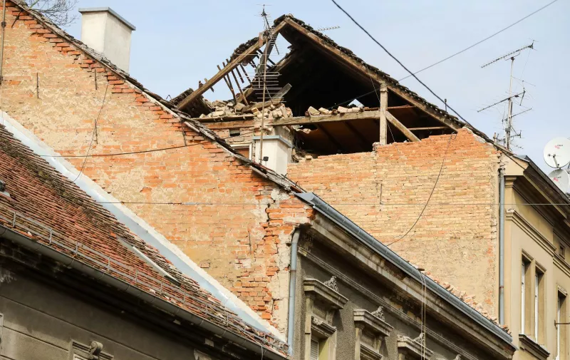 22.03.2020., Zagreb - Ostecenja u Zagreba nakon potresa jacine 5.3. po Richteru. Photo: Jurica Galoic/PIXSELL