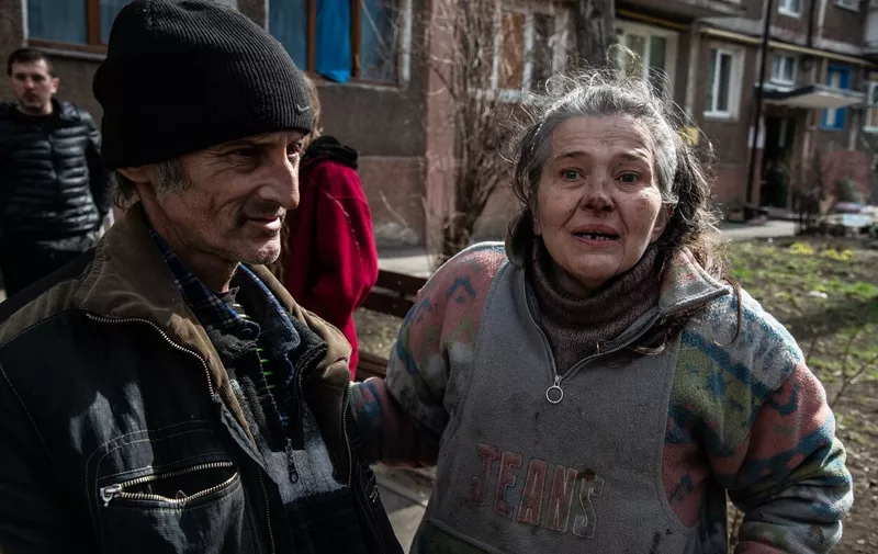 A husband and wife, bloodied by shelling, tell of the situation in central Mariupol.
Many people have been trying to flee the city and it's surrounding areas on foot into territory controlled by the Donetsk People's Republic. More than 200,000 people have been trapped in the strategic city described by those who managed to escape as a "freezing hellscape riddled with dead bodies and destroyed buildings," Human Rights Watch said.
War in Mariupol, Ukraine - 03 Apr 2022,Image: 680077494, License: Rights-managed, Restrictions: , Model Release: no, Credit line: Profimedia