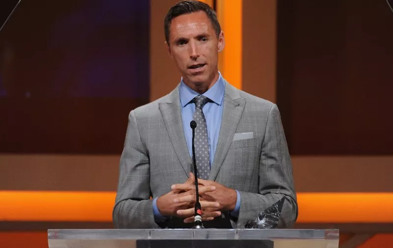 CENTURY CITY, CA - MAY 18: NBA player Steve Nash accepts the Spirit Award on stage at the 2014 Sports Spectacular Gala at the Hyatt Regency Century Plaza on May 18, 2014 in Century City, California.   