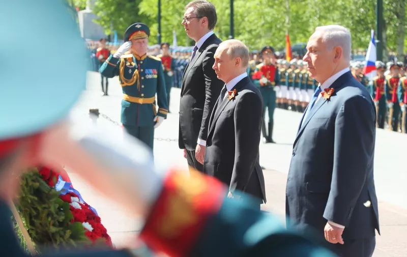 5494240 09.05.2018 May 9, 2018. President of Russia Vladimir Putin, President of Serbia Aleksandar Vucic and Prime Minister of Israel Benjamin Netanyahu, right, at the ceremony to lay flowers at the Tomb of the Unknown Soldier in Alexander Garden., Image: 371026496, License: Rights-managed, Restrictions: , Model Release: no, Credit line: Profimedia, Sputnik