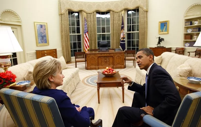 President Barack Obama meets with Secretary of State Hillary Clinton in the Oval Office shortly after she was confirmed and sworn in on Wednesday, Jan. 21, 2009. Official White House Photo by Pete Souza, Image: 221180067, License: Rights-managed, Restrictions: Content available for editorial use, pre-approval required for all other uses.
Not available for exclusive sales., Model Release: no, Credit line: Profimedia, Corbis
