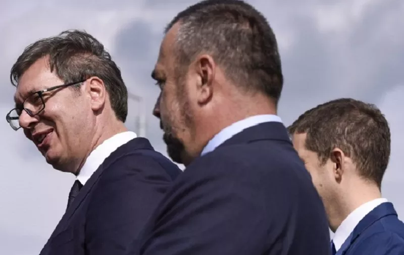 Serbian President Aleksandar Vucic (L) arrives in Gazivode lake in the village of Gazivode on September 8, 2018.
Vucic is on a two day official visit in Kosovo. / AFP PHOTO / Armend NIMANI