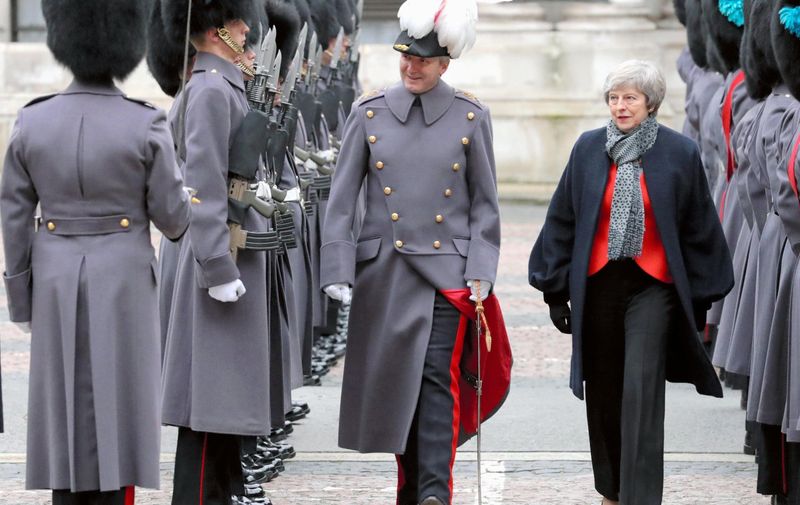 British Prime Minister Theresa May (far R) is given a guard of honor in London on Jan. 10, 2019. Seen on the left is Japanese Prime Minister Shinzo Abe. (Kyodo)
==Kyodo, Image: 407345871, License: Rights-managed, Restrictions: , Model Release: no, Credit line: Profimedia, Newscom