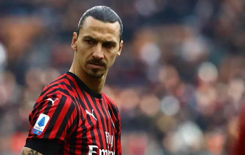MILAN, ITALY - JANUARY 19:  Zlatan Ibrahimovic of AC Milan looks on during the Serie A match between AC Milan and Udinese Calcio at Stadio Giuseppe Meazza on January 19, 2020 in Milan, Italy.  (Photo by Marco Luzzani/Getty Images)