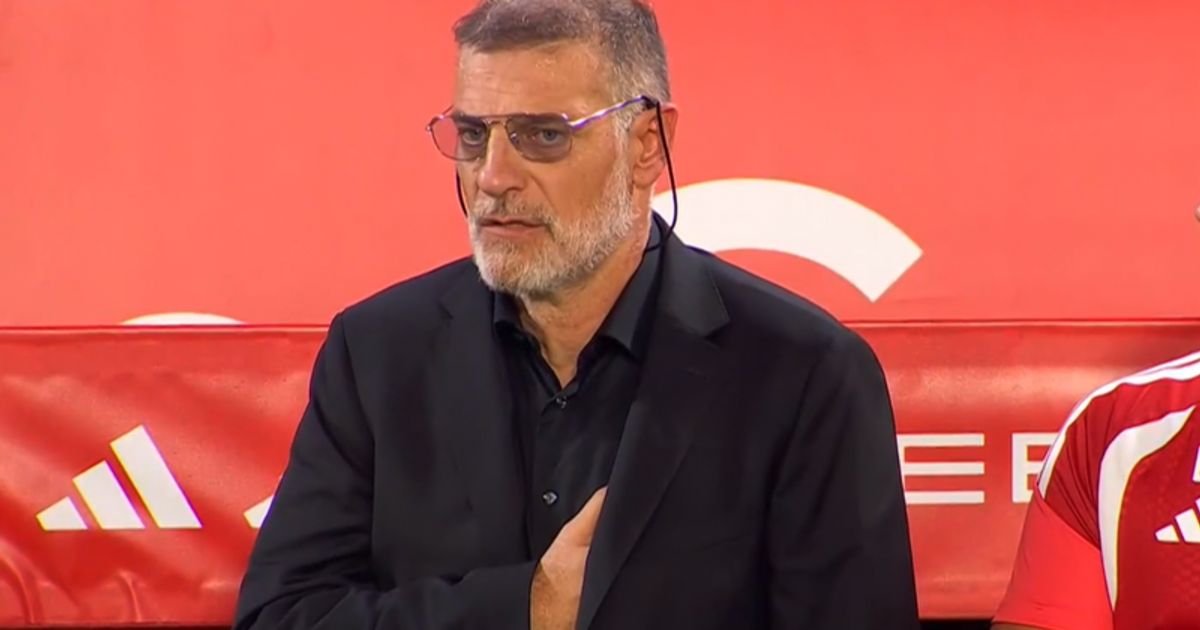 Nakon što se morao ispričavati jer je poštovao standardni običaj i protokol, Bilić je sada stavio ruku na srce