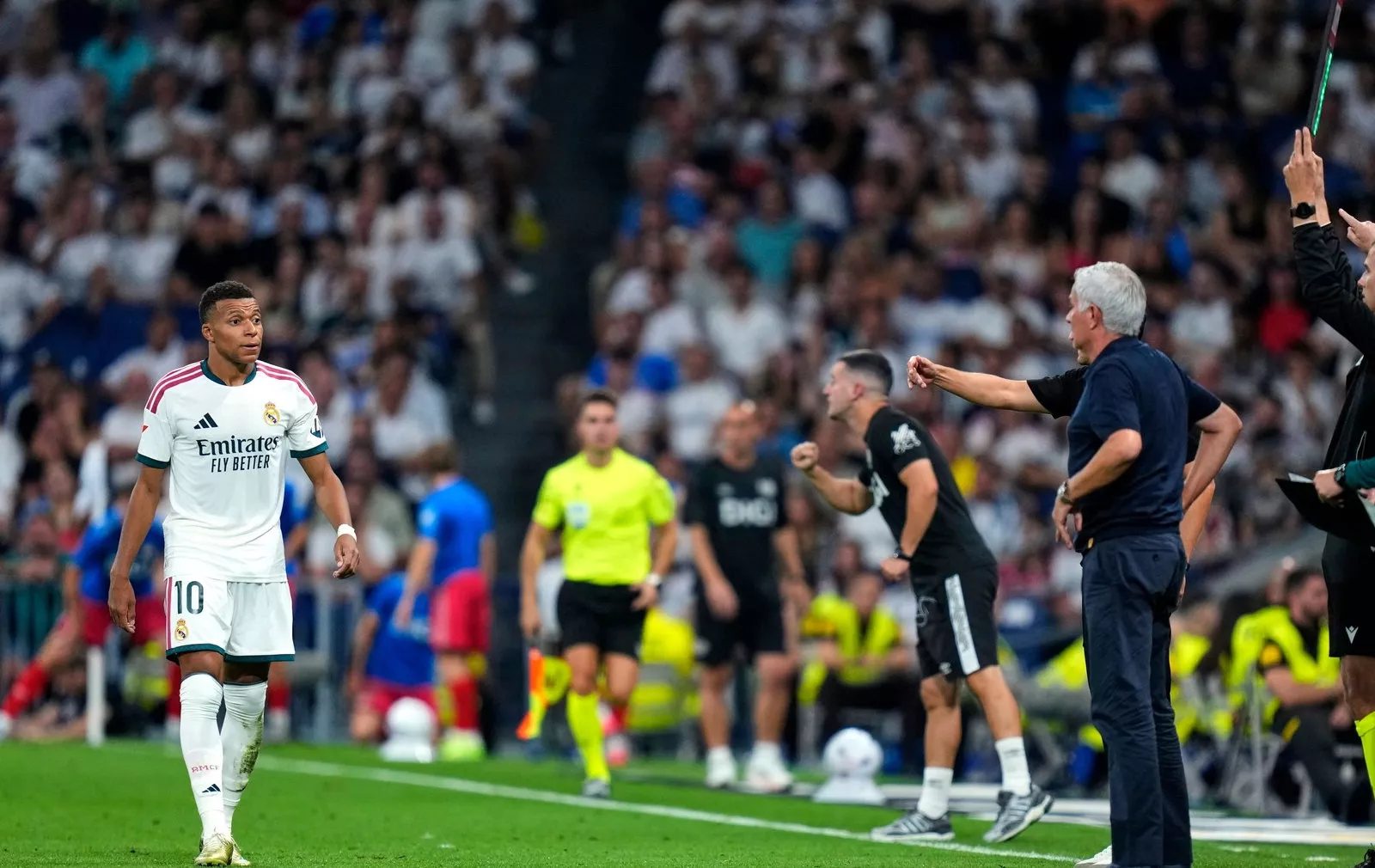 Mbappé navodno želi napustiti Real, klub traži 200 milijuna eura