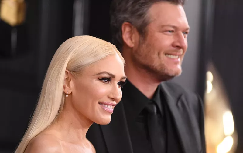 US singer-songwriters Gwen Stefani and Blake Shelton arrive for the 62nd Annual Grammy Awards on January 26, 2020, in Los Angeles. (Photo by VALERIE MACON / AFP)
