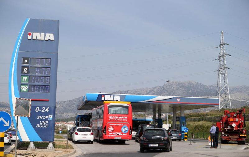 02.04.2019., Split - INA benzinska postaja na Smokoviku.
Photo: Ivo Cagalj/PIXSELL