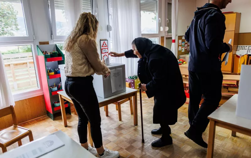 17.04.2024., Solin - Gradjani glasuju na birackom mjestu u prostorijama Djecjeg vrtica Tratincica u Ulici don Lovre Katica 50.   Photo: Zvonimir Barisin/PIXSELL