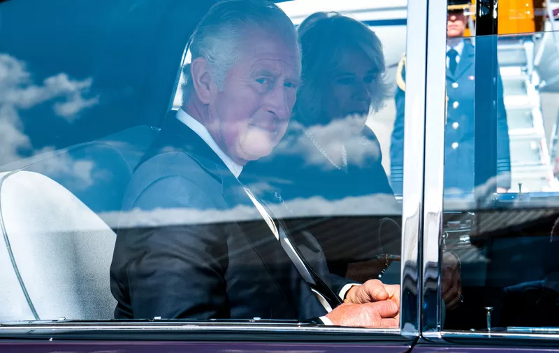 King Charles and Queen Camilla arrived at RAF Northolt and are welcomed by Station Commander Group Captain McPhaden Picture Arthur Edwards
King Charles and Queen Camilla arrive at RAF Northolt, UK - 09 Sep 2022,Image: 721040414, License: Rights-managed, Restrictions: , Model Release: no
