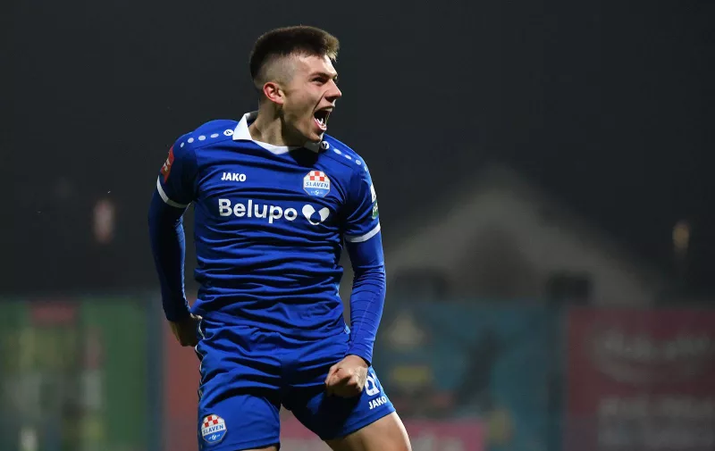 05.12.2025., Ivan Kusek Apas, Koprivnica - SuperSport HNL, 16. kolo, NK Slaven Belupo - HNK Gorica. Slavlje nogometasa Slaven Belupa nakon pogotka Adriana Jagusica za vodstvo 1:0. Adriano Jagusic Photo: Vjeran Zganec Rogulja/PIXSELL