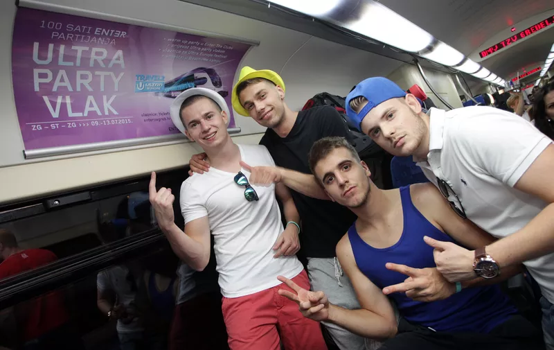 10.07.2015., Zagreb - Ultra enter party vlak iz Zagreba za Split. 
Photo: Goran Jakus/PIXSELL