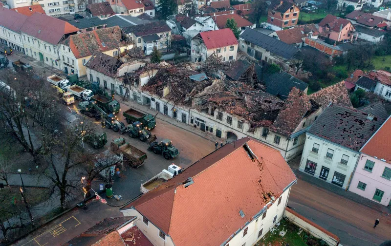 30.12.2020., Petrinja - Fotografija iz zraka na posljedice jucerasnjeg potresa u Petrinji. Snazan potres pogodio je jucer Hrvatsku, epicentar potresa magnitude 6.2 je bio 3 kilometra od Petrinje. Photo: Igor Kralj/PIXSELL